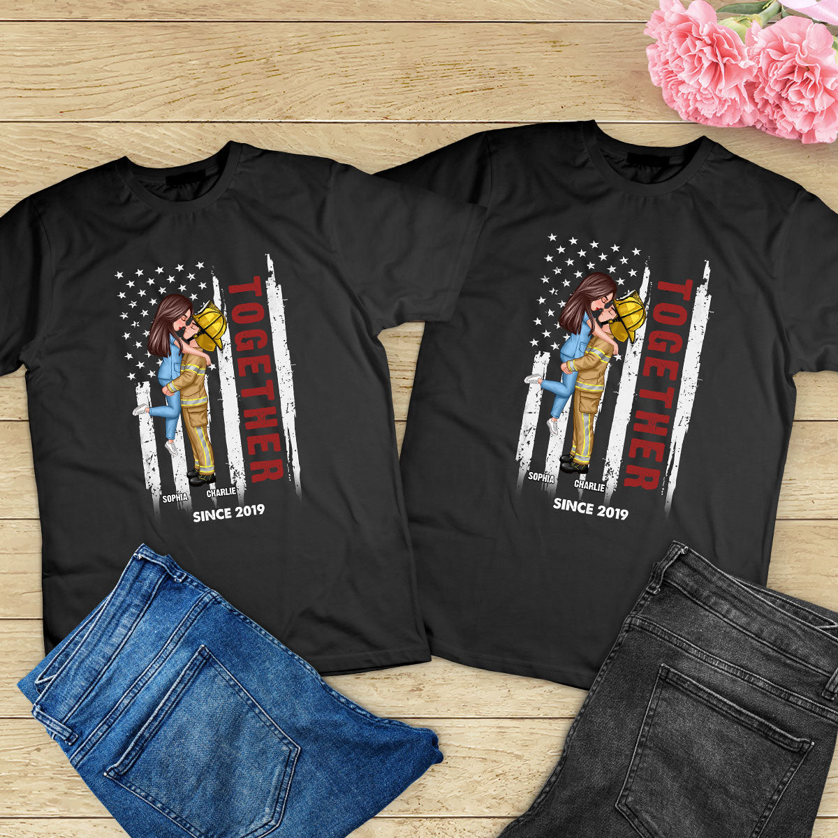 Couple Héros Ensemble Depuis Drapeau Cadeaux par Métier Cadeau Pour Elle Cadeau Pour Lui Pompier, Infirmier, Policier T-shirts assortis personnalisés — Noir