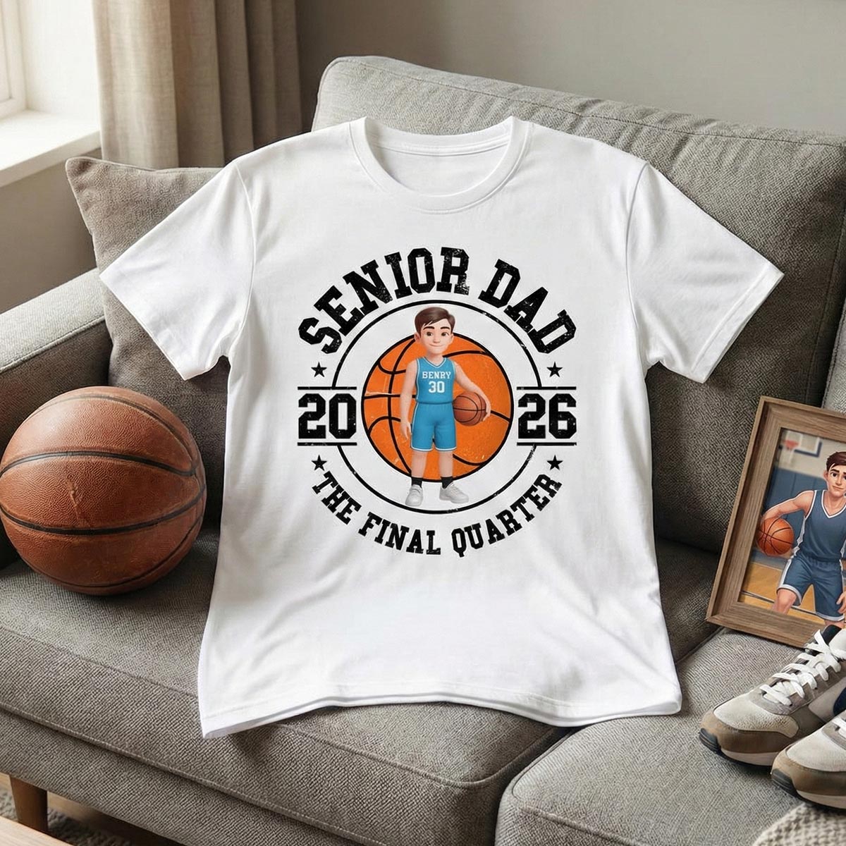 Sport Senior Fière Maman Fier Papa De Diplômé - T-shirt Personnalisé - Basket, Baseball, Football — Blanc