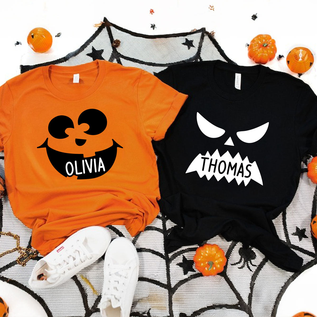 Tête de Citrouille Fête d'Halloween Déguisement de Groupe T-shirt Assorti de Groupe Personnalisé Pour Famille, Collègues, Amis — Noir