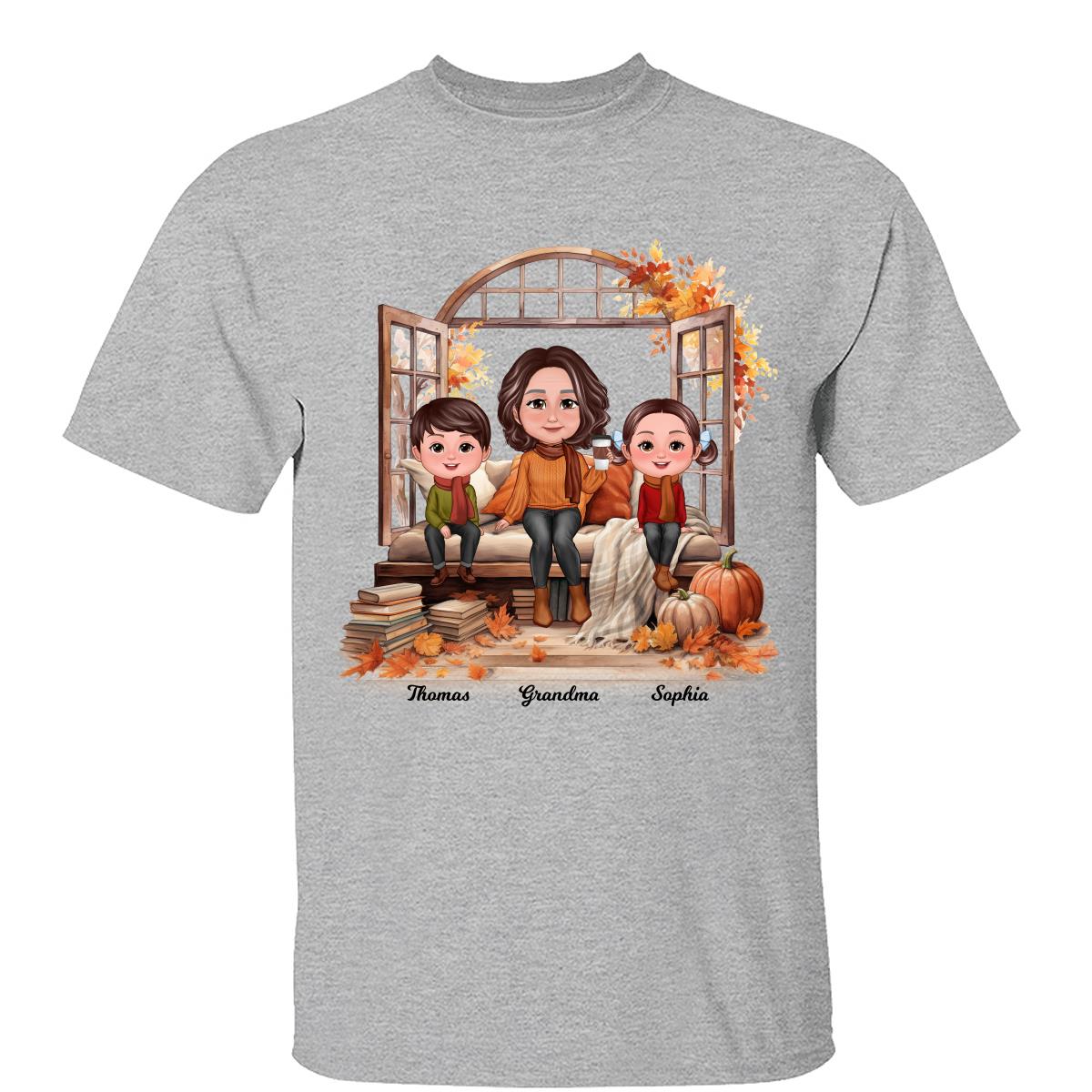 T-shirt personnalisé Grand-mère Petits-enfants assis sur le canapé Fenêtre automnale douillette — Sport Grey