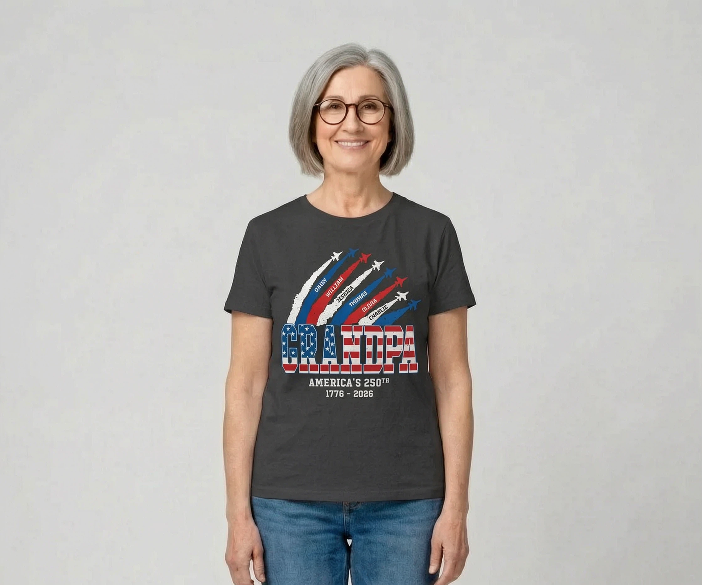 Fier Papa Papi Mamie Drapeau National Américain 250e Anniversaire - T-Shirt Personnalisé - T-Shirt Patriotique Assorti Pour Papi, Mamie, Célébration De 250 Ans De Liberté — Gris Sport